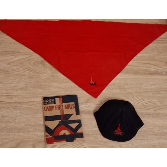 Campfire Girls Handbook And Cap And bandana Vintage Pre-owned Damaged - Picture 1 of 2